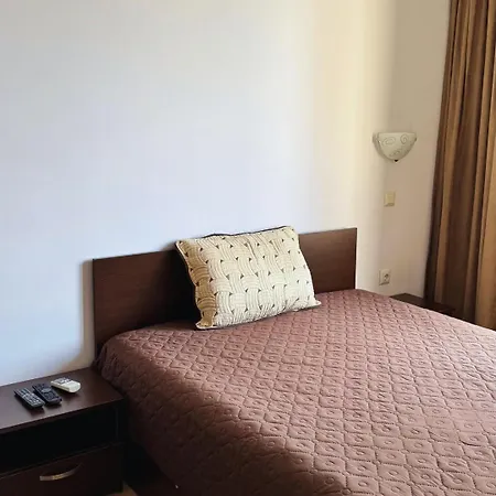 Апартамент Marina Bay Saint Vlas *