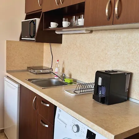 Marina Bay Saint Vlas Apartman *
