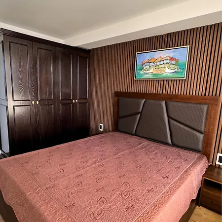 Marina Bay Saint Vlas Apartman *